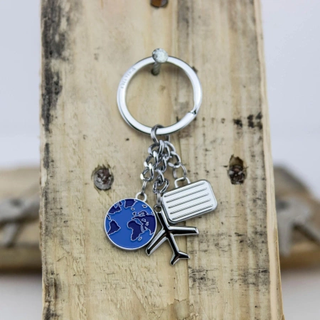 BRELOK TROIKA WELTENBUMMLER, 3 CHARMSY, METAL