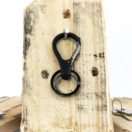 BRELOK TROIKA 3xKEY, 2 KÓŁKA DO KLUCZY, CZARNY