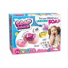 STRIGO ZESTAW KREATYWNY MAGIC GLITTER STWÓRZ SWOJE MYDEŁKO UNICORN